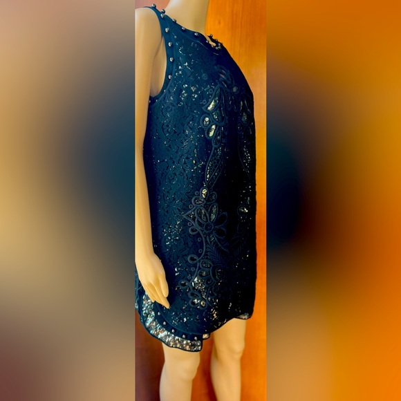 No.21 Silver Sequined/Black Lace Dress Size Small, Retail $1400 - Picture 4 of 12